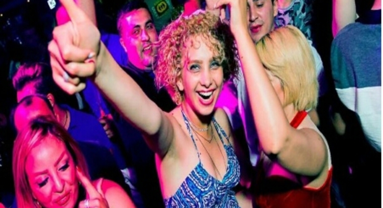 Baku Night Life Experience - Baku | FREETOUR.com