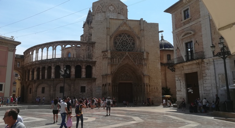 valencia-free-tour-history-and-old-town-in-spanish-valencia