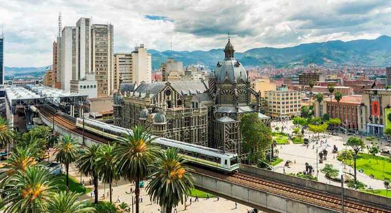 Centro Histórico de Medellin - Medellin | FREETOUR.com