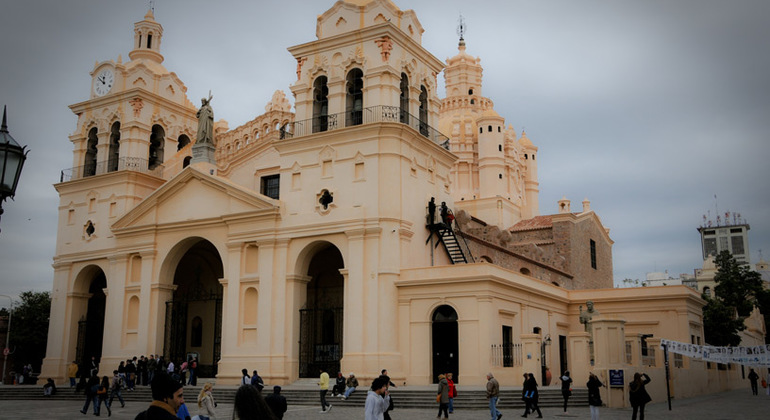 cordoba argentina free walking tour