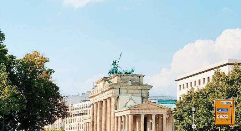 Berlin Wall's Greatest Escapes Exploration Game Tour - Berlin