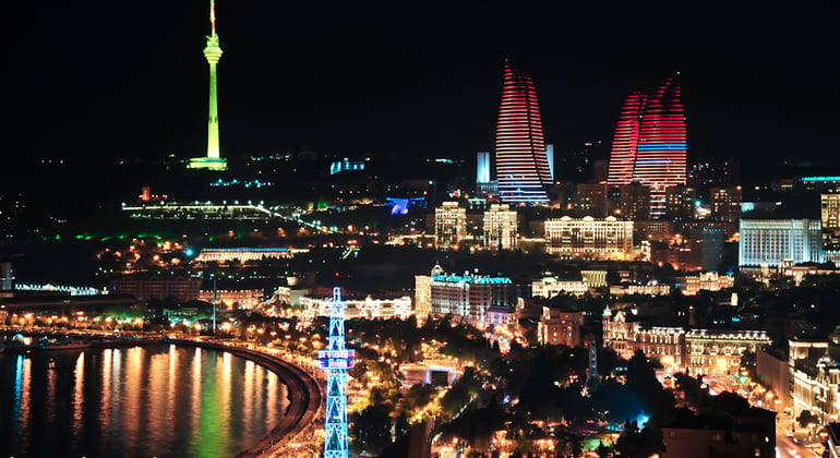 Baku Night Walking Tour - Baku | FREETOUR.com