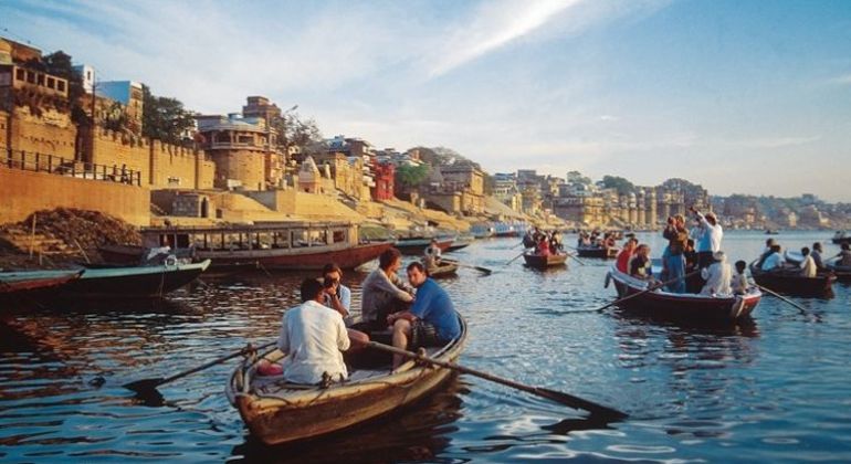 Sunset in Varanasi with Ganga Aarti and Boat Ride - Varanasi | FREETOUR.com