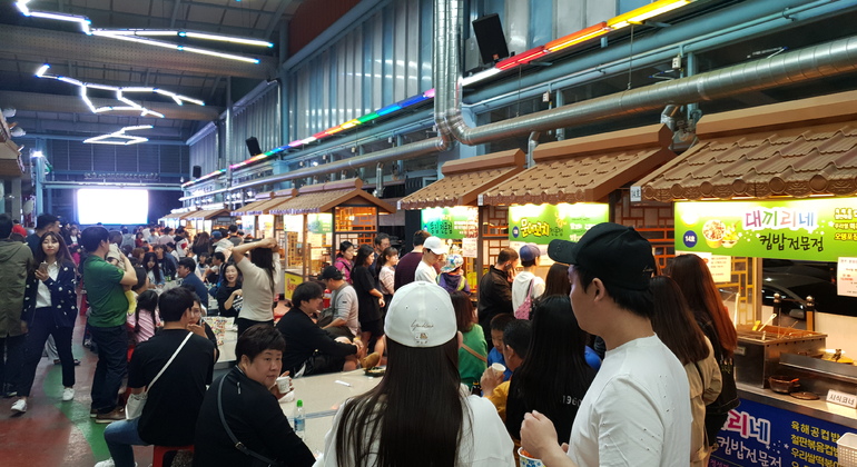 Gyeongju Downtown Tour, South Korea